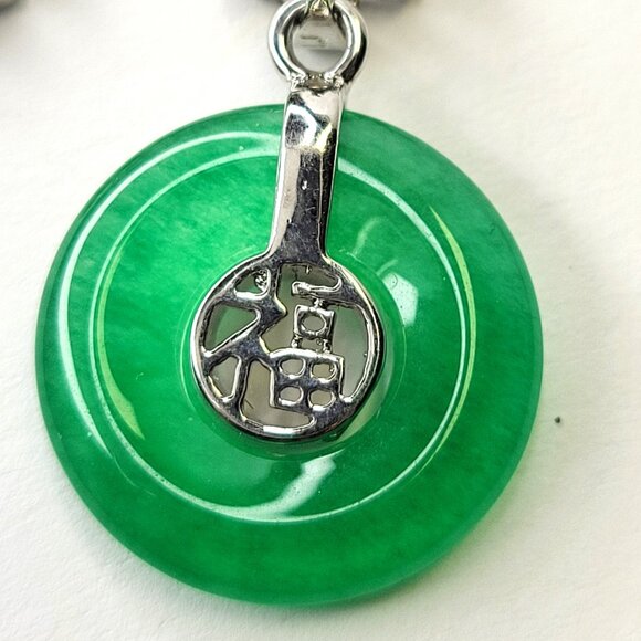 Green Jade Disc Pendant Necklace on Stainless Steel Ball Chain - Picture 3 of 12